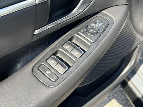Used 2023 Hyundai Sonata SEL w/ Convenience Package FWD image 40