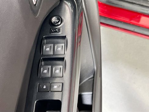 Used 2021 GMC Canyon AT4 w/ Driver Alert Package image 18