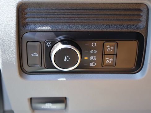 Used 2026 Ford F250 XLT AWD/4WD image 14