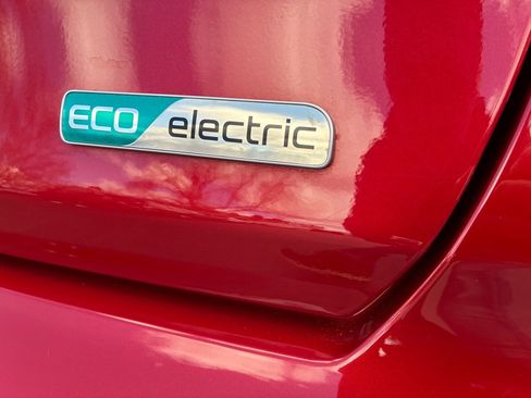 Used 2022 Kia Niro EX w/ Cold Weather Package image 27