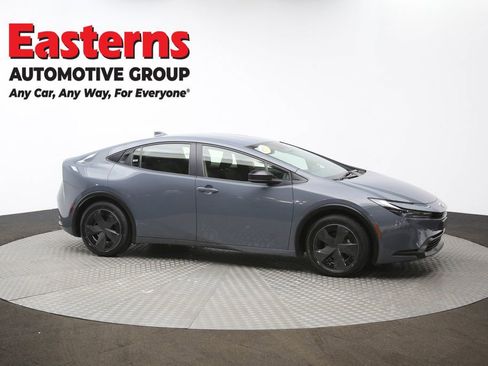 Used 2024 Toyota Prius LE FWD image 45