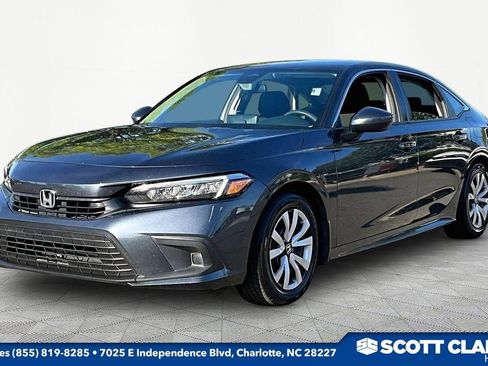 Used 2024 Honda Civic LX image 3