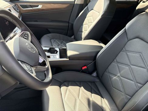 New 2026 Volkswagen Atlas SE image 15