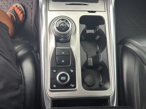 Used 2020 Ford Explorer Platinum w/ Premium Technology Package AWD/4WD image 44