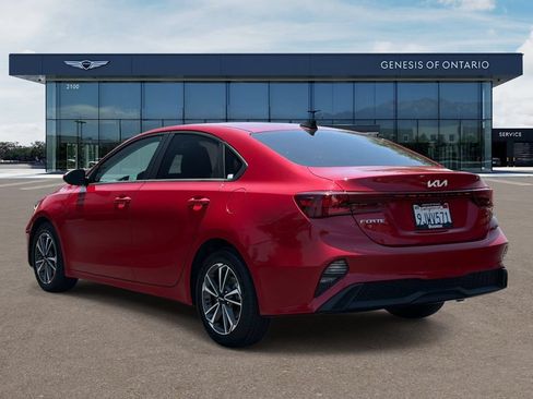 Used 2024 Kia Forte LXS FWD image 2
