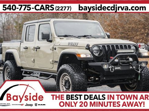 Used 2022 Jeep Gladiator Willys image 1