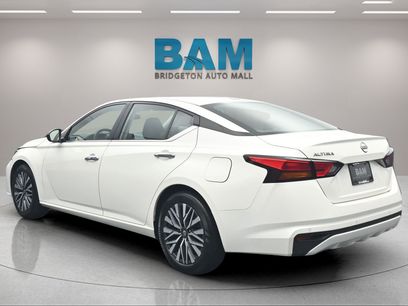 Used 2025 Nissan Altima 2.5 SV