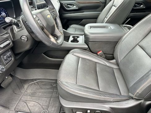 Used 2024 Chevrolet Tahoe High Country w/ Advanced Technology Package image 6