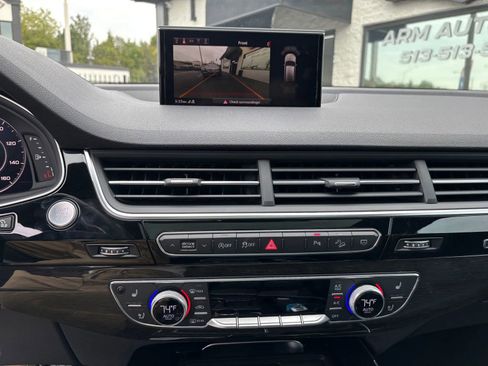 Used 2018 Audi Q7 3.0T Prestige w/ Prestige Package image 29