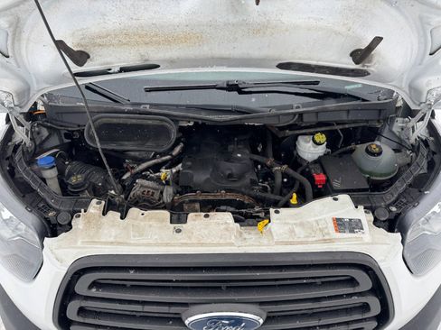 Used 2019 Ford Transit 250 T-250 130 Med Rf 9000 GVWR Sl w/ Interior Upgrade Package image 21