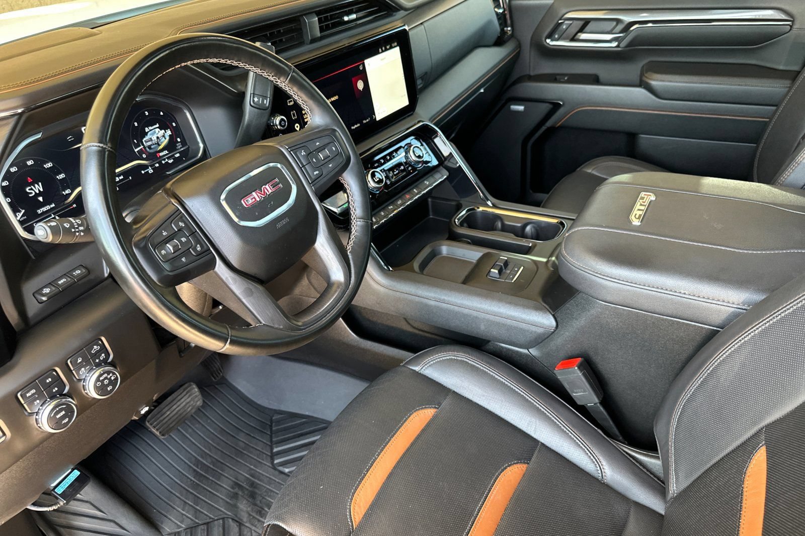 Certified 2024 GMC Sierra 2500 AT4 w/ AT4 Premium Plus Package AWD/4WD image 10
