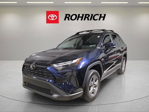 Certified 2022 Toyota RAV4 XLE image 1