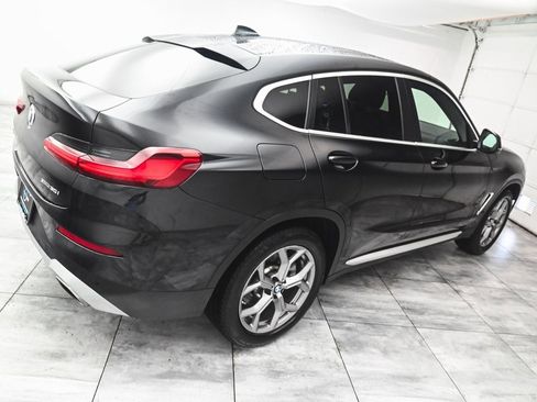 Used 2025 BMW X4 xDrive30i image 6