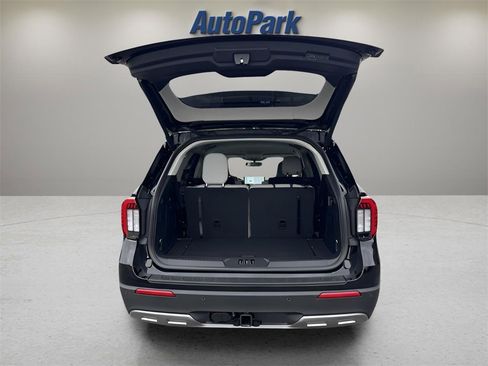 New 2025 Ford Explorer Active w/ Active Comfort Package image 15