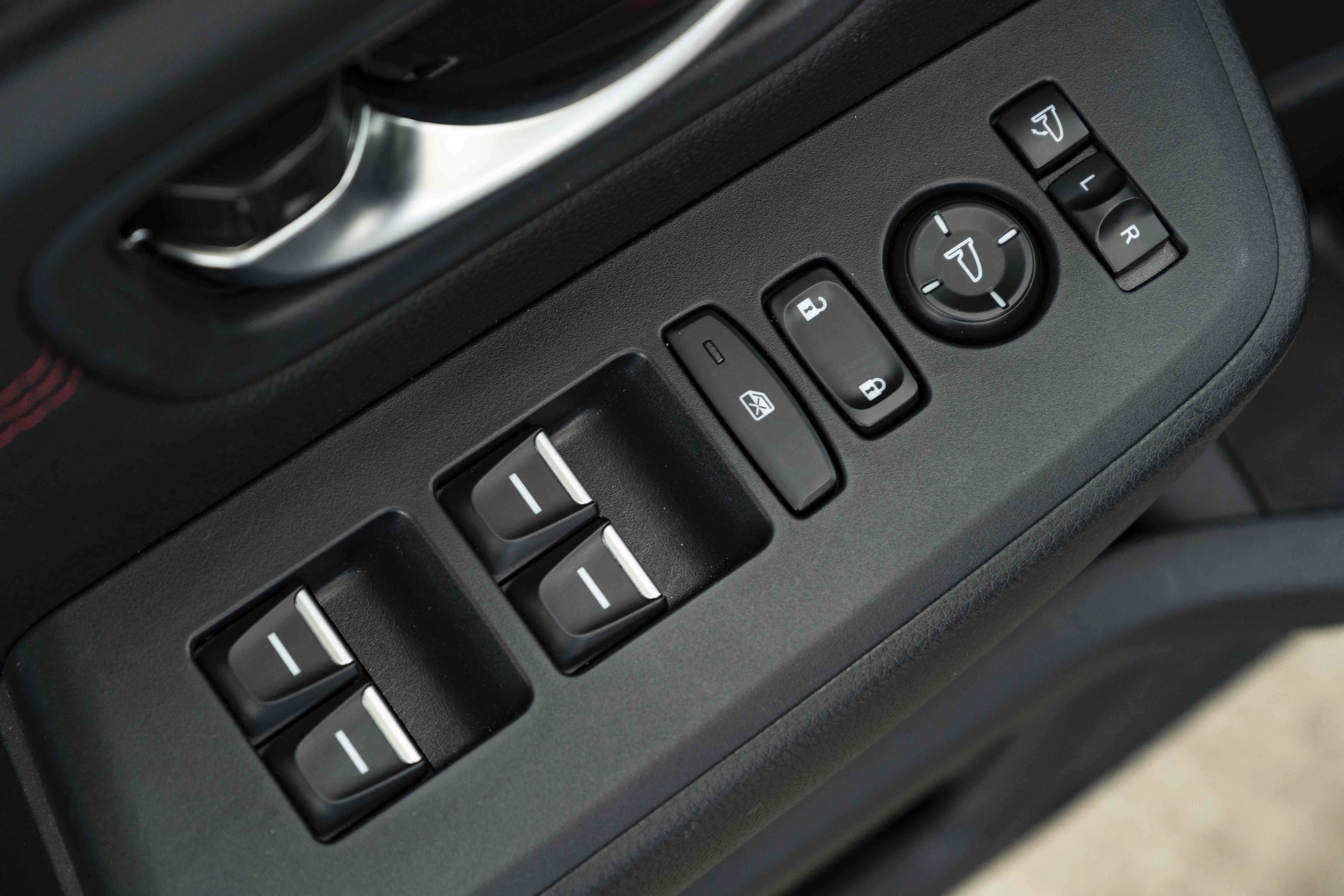 Certified 2026 Honda Pilot Black Edition image 39