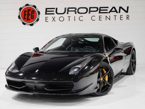 Used 2011 Ferrari 458 Italia Coupe RWD image 4