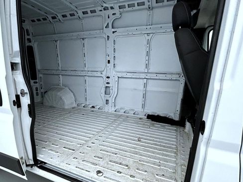 Used 2023 RAM ProMaster 2500 FWD image 17