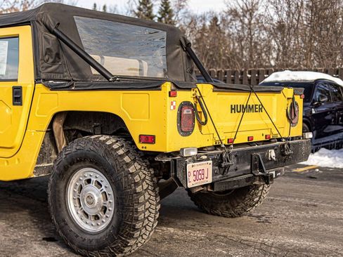 Used 2003 HUMMER H1 Open Top image 10