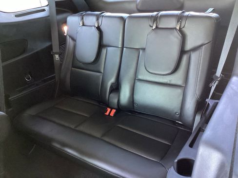 Used 2022 Ford Explorer Limited RWD image 14