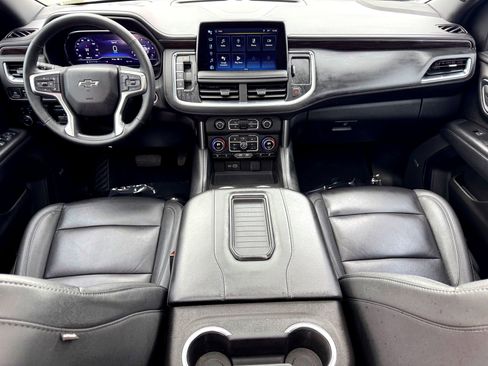 Used 2024 Chevrolet Tahoe Z71 w/ Luxury Package image 23