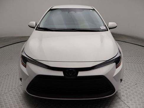 Certified 2023 Toyota Corolla LE FWD image 5