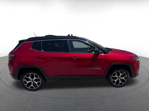 Used 2025 Jeep Compass Limited AWD/4WD image 15