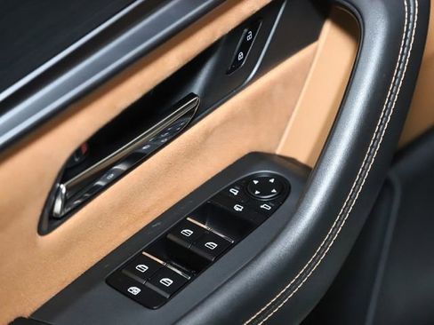 Certified 2025 MAZDA CX-90 3.3 Turbo S w/ Premium Plus image 20