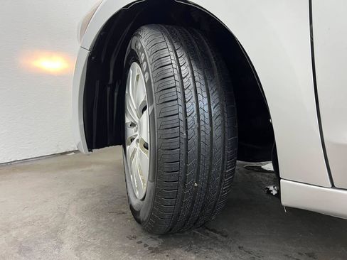 Used 2009 Honda Accord LX image 24