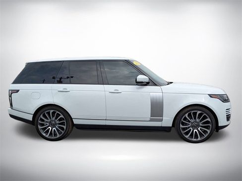 Used 2021 Land Rover Range Rover P525 Westminster Edition image 3