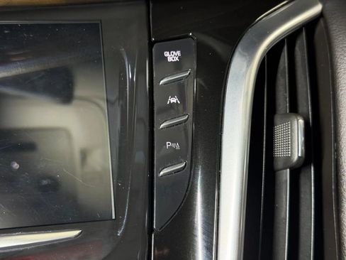 Used 2019 Cadillac Escalade Luxury AWD/4WD image 42