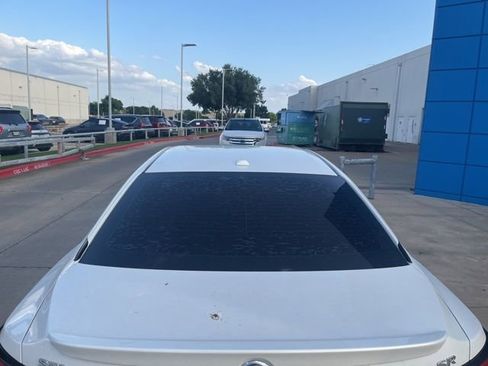 Used 2022 Nissan Sentra SR w/ SR Premium Package FWD image 5