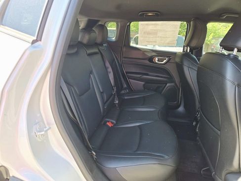 Certified 2026 Jeep Compass Limited AWD/4WD image 14