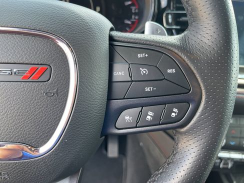 Used 2025 Dodge Durango GT AWD/4WD image 29