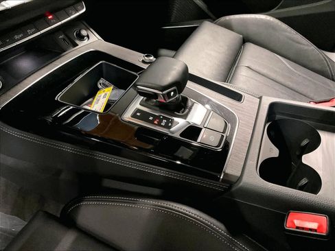 Certified 2023 Audi Q5 2.0T Premium Plus w/ Premium Plus Package image 16