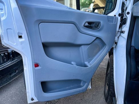 Used 2018 Ford Transit 250 130 Low Roof RWD image 52