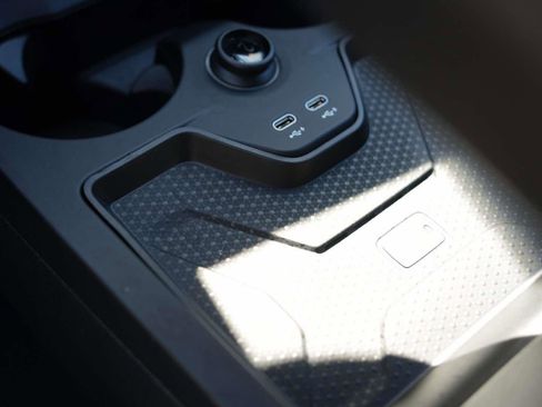 Certified 2025 BMW iX xDrive50 image 26