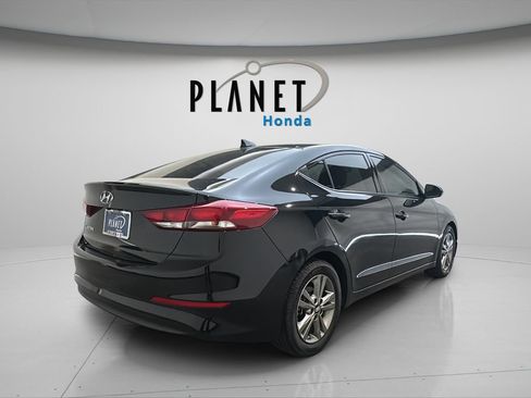 Used 2018 Hyundai Elantra Value Edition FWD image 9