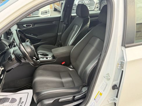 Used 2022 Honda Civic Sport image 14