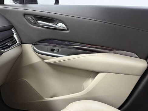 Used 2023 Cadillac XT4 Luxury w/ Cold Weather Package image 24