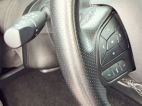 Used 2023 Dodge Challenger R/T Scat Pack image 10