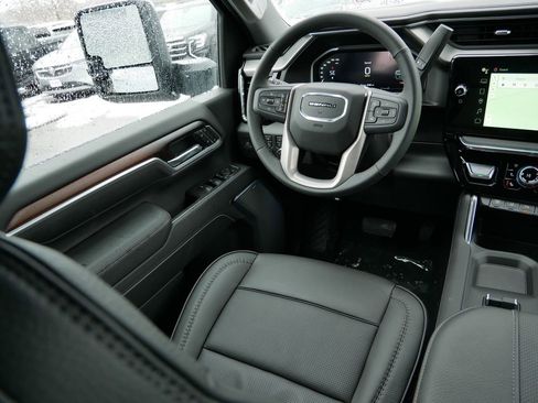 New 2026 GMC Sierra 3500 Denali w/ Denali Reserve Package AWD/4WD image 11