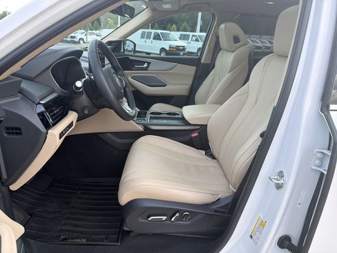 Certified 2026 Acura MDX SH-AWD w/ Technology Package image 16
