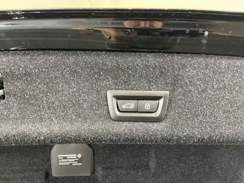 New 2026 BMW 330i Sedan w/ Premium Package image 30