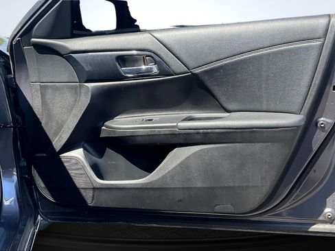 Used 2015 Honda Accord Sport image 24
