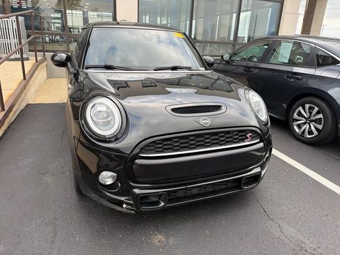 Used 2019 MINI Cooper S w/ Premium Package FWD image 5
