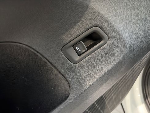 Used 2024 Volkswagen Atlas SEL image 20