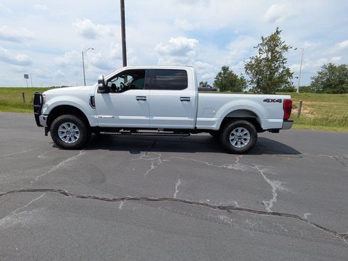 Used 2020 Ford F250 XLT AWD/4WD image 7
