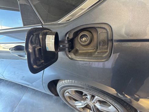 Used 2023 Honda Accord EX image 10