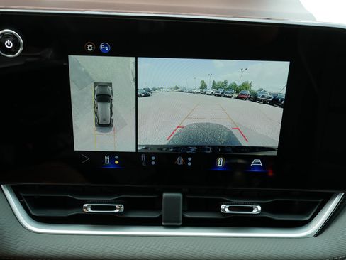 Used 2025 Chevrolet Equinox LT w/ Convenience Package II AWD/4WD image 27