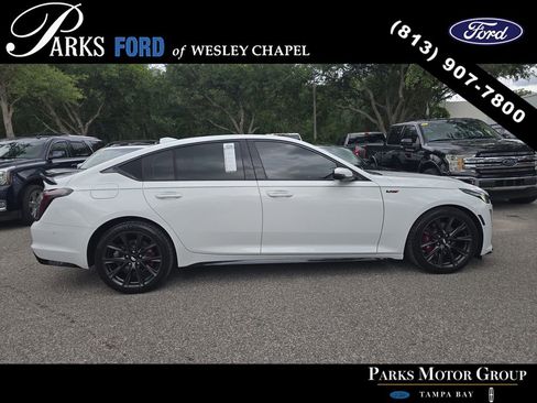 Used 2023 Cadillac CT5 V w/ Premium Package RWD image 3